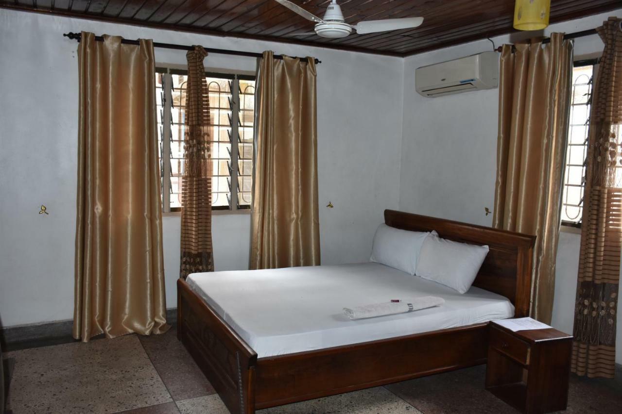 Kituri Royal Annex Bed & Breakfast Dar es Salaam Luaran gambar