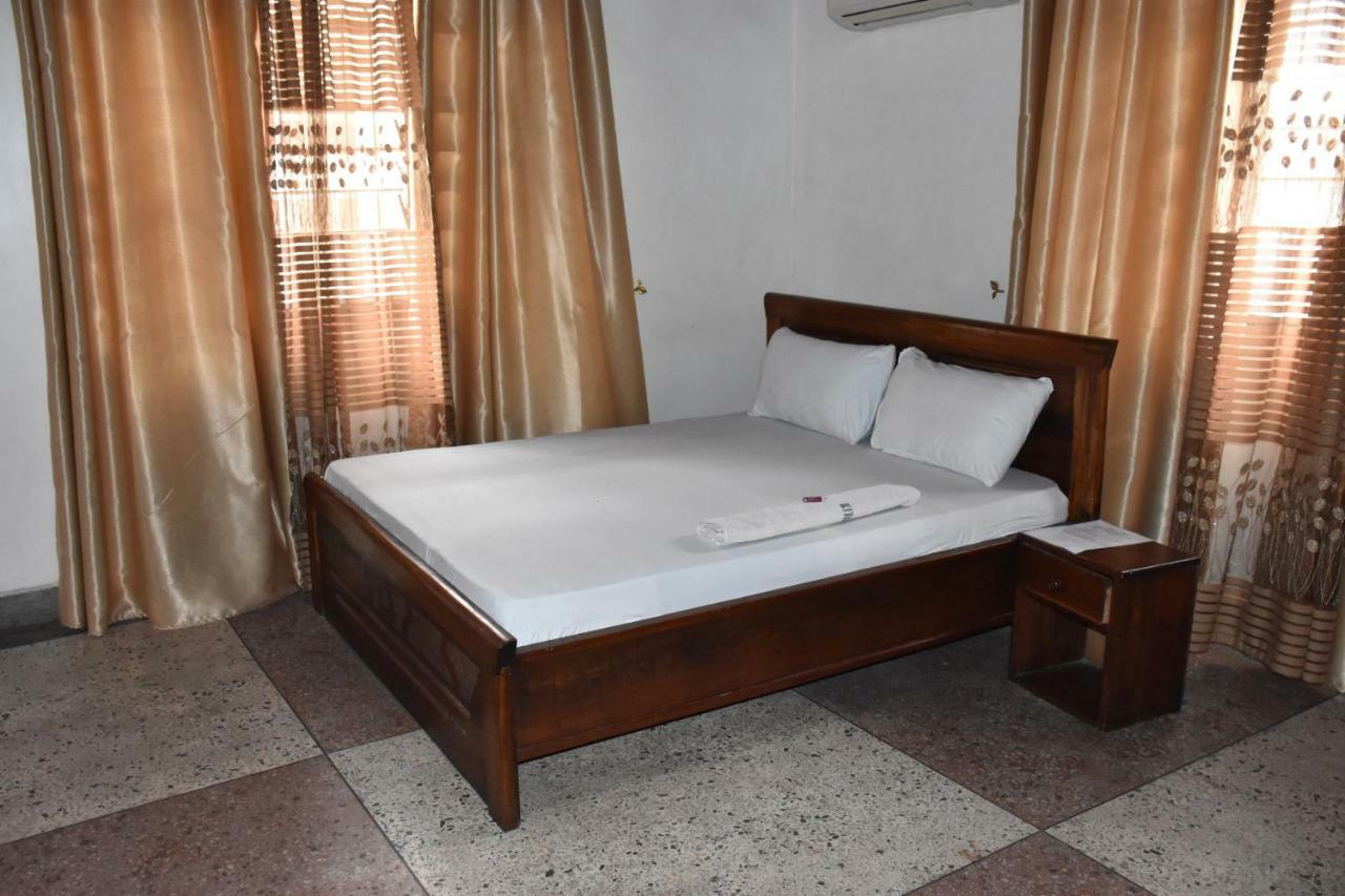 Kituri Royal Annex Bed & Breakfast Dar es Salaam Luaran gambar